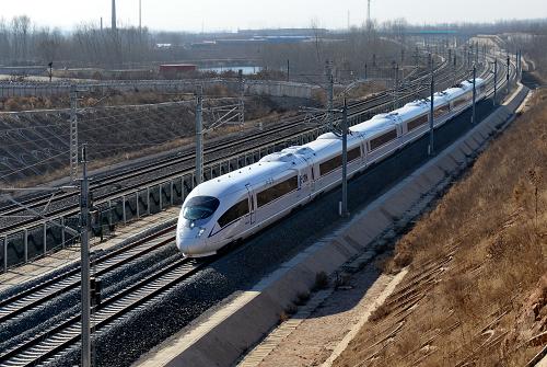 中国首部国际铁路标准nba竞猜官网发布吸纳中国列车图式线间距
